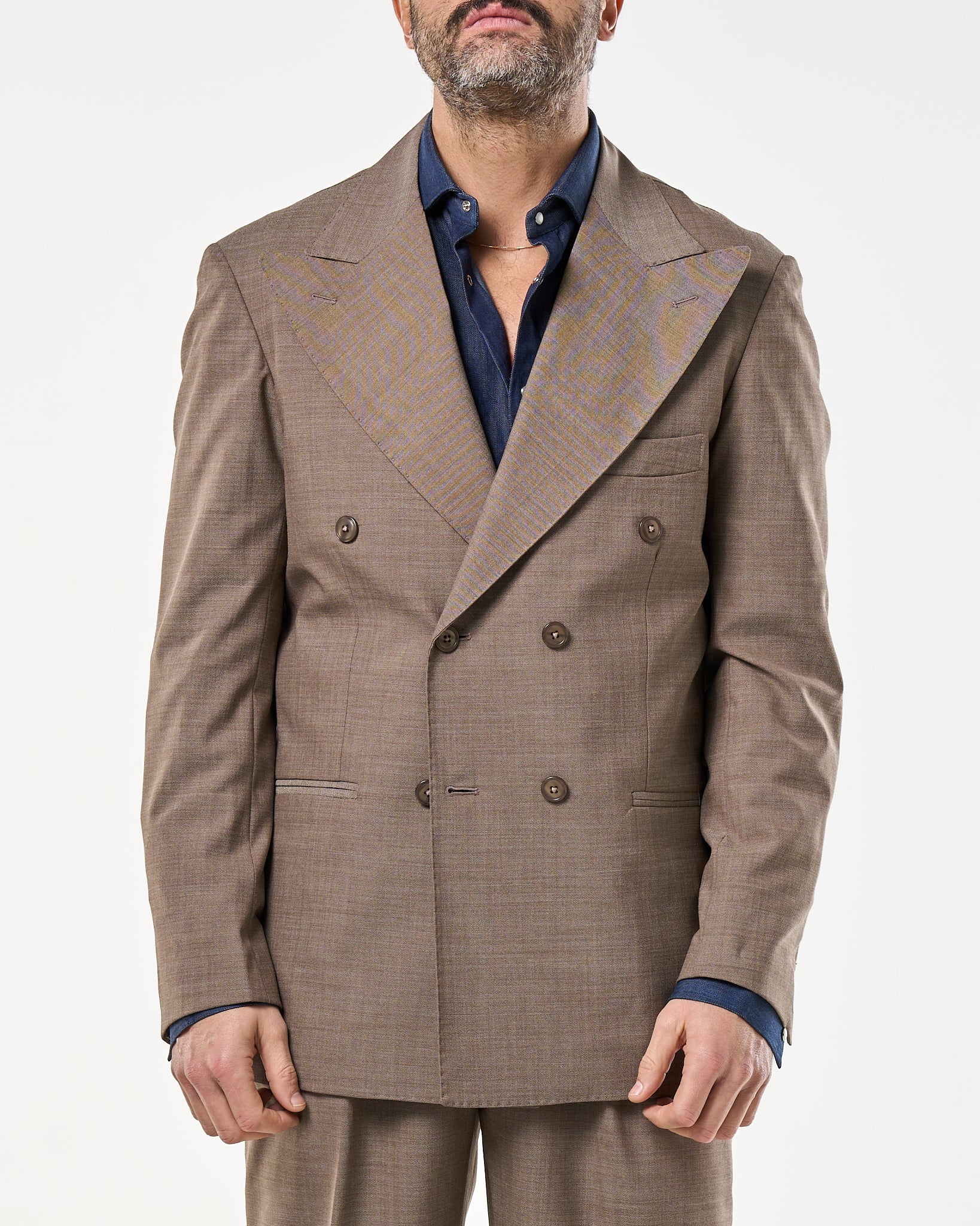 Giacca Doppiopetto Abbottonatura Centrale con Rever a Lancia Tortora Taormina