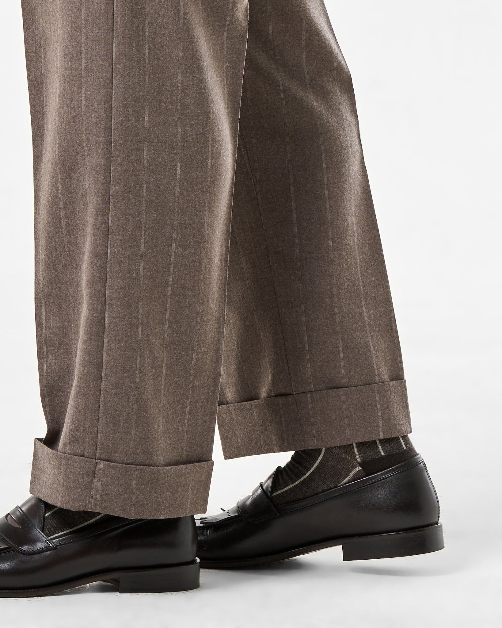 Pantalone Fondo Ampio e Fibbie Laterali in Lana Gessato Moro e Panna Vietri