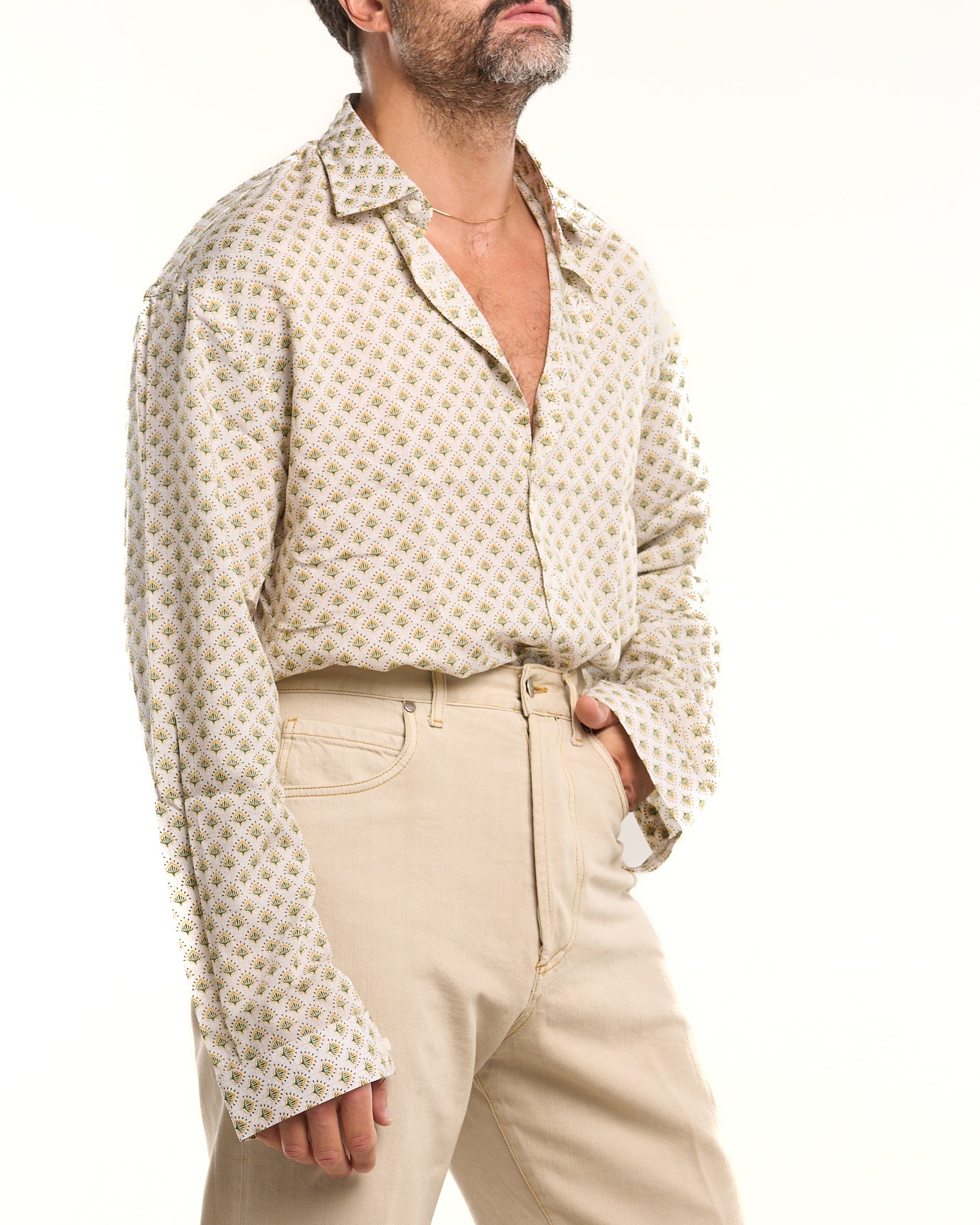 Camicia Oversize in Mussola di Cotone a Fantasia con Fiore Verde