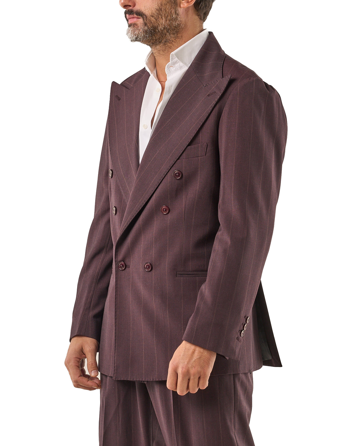 Chaqueta color ciruela con rayas finas en beige