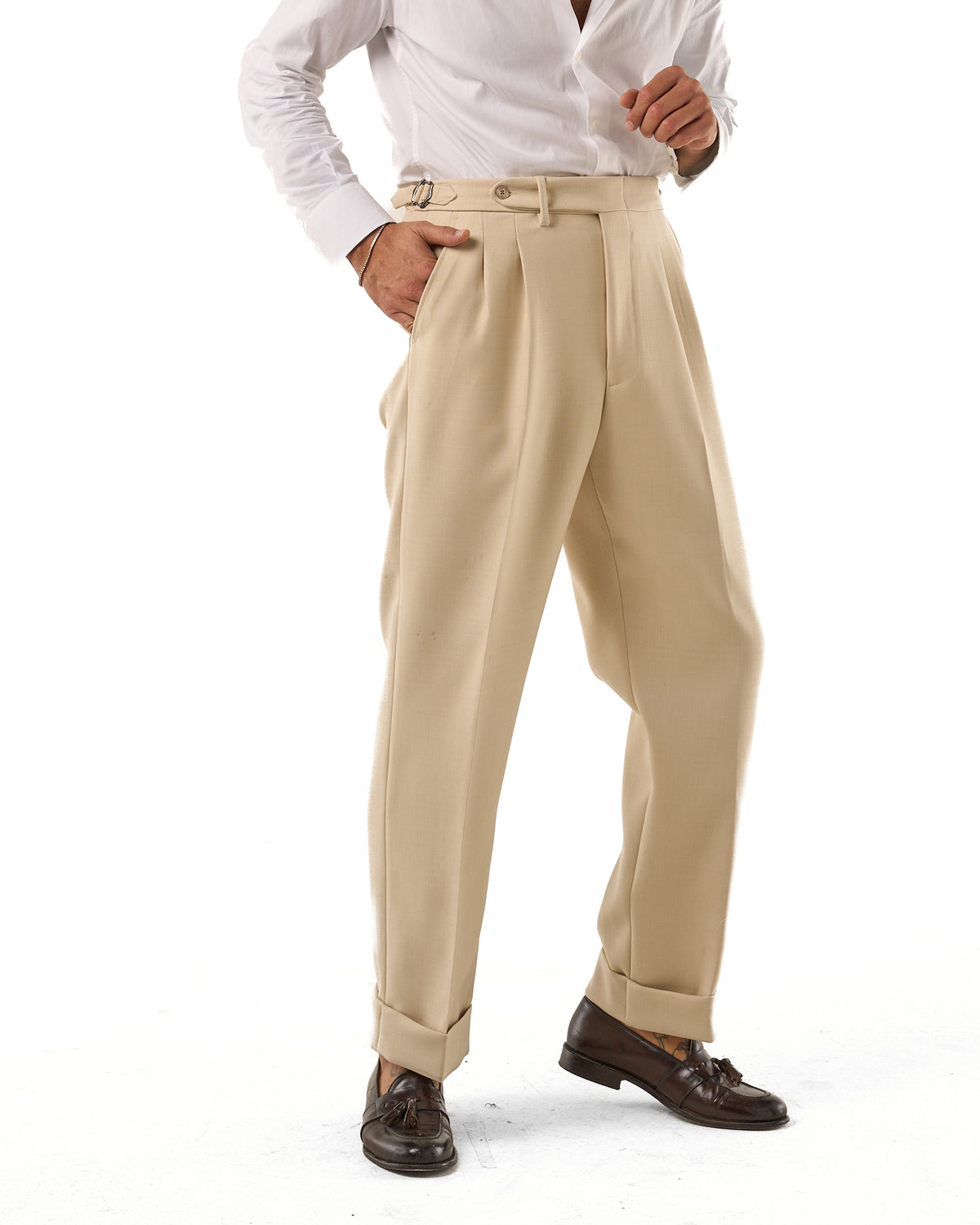 Pantalones de pernera ancha Off-White con hebillas laterales diagonales