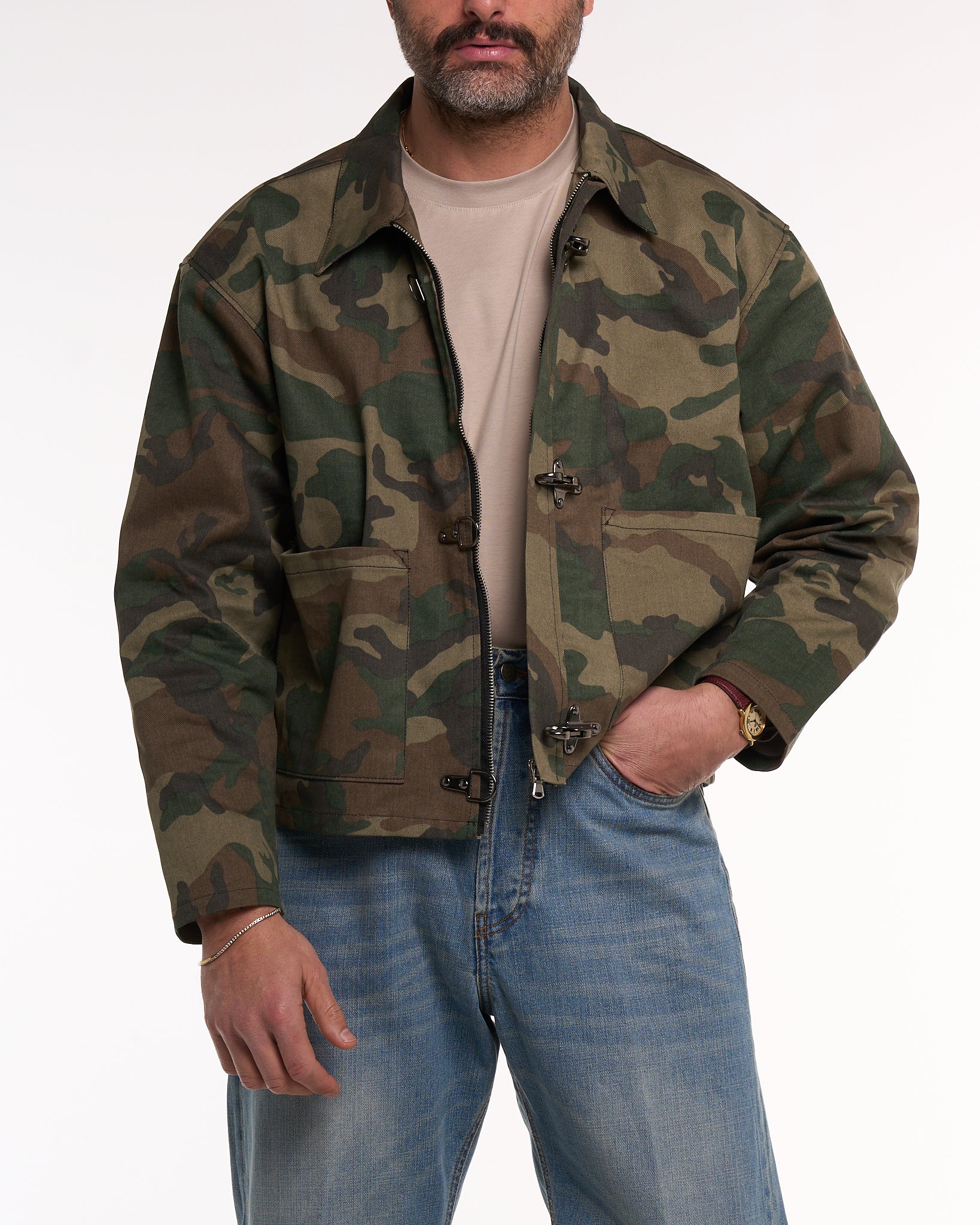 Giacca Cropped con Moschettoni Camouflage Verde