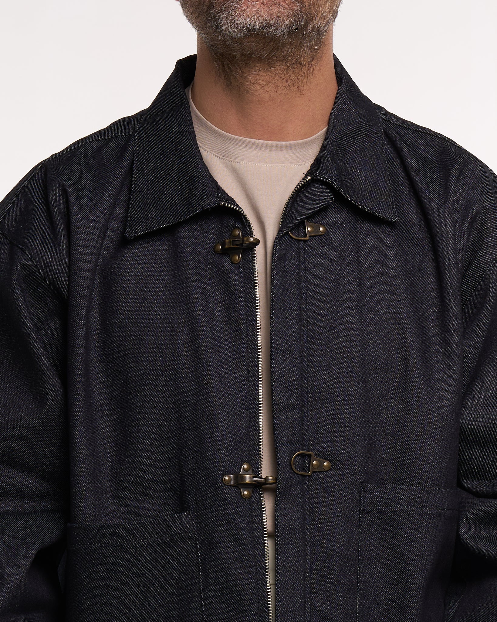Giacca Cropped con Moschettoni in Denim Scuro