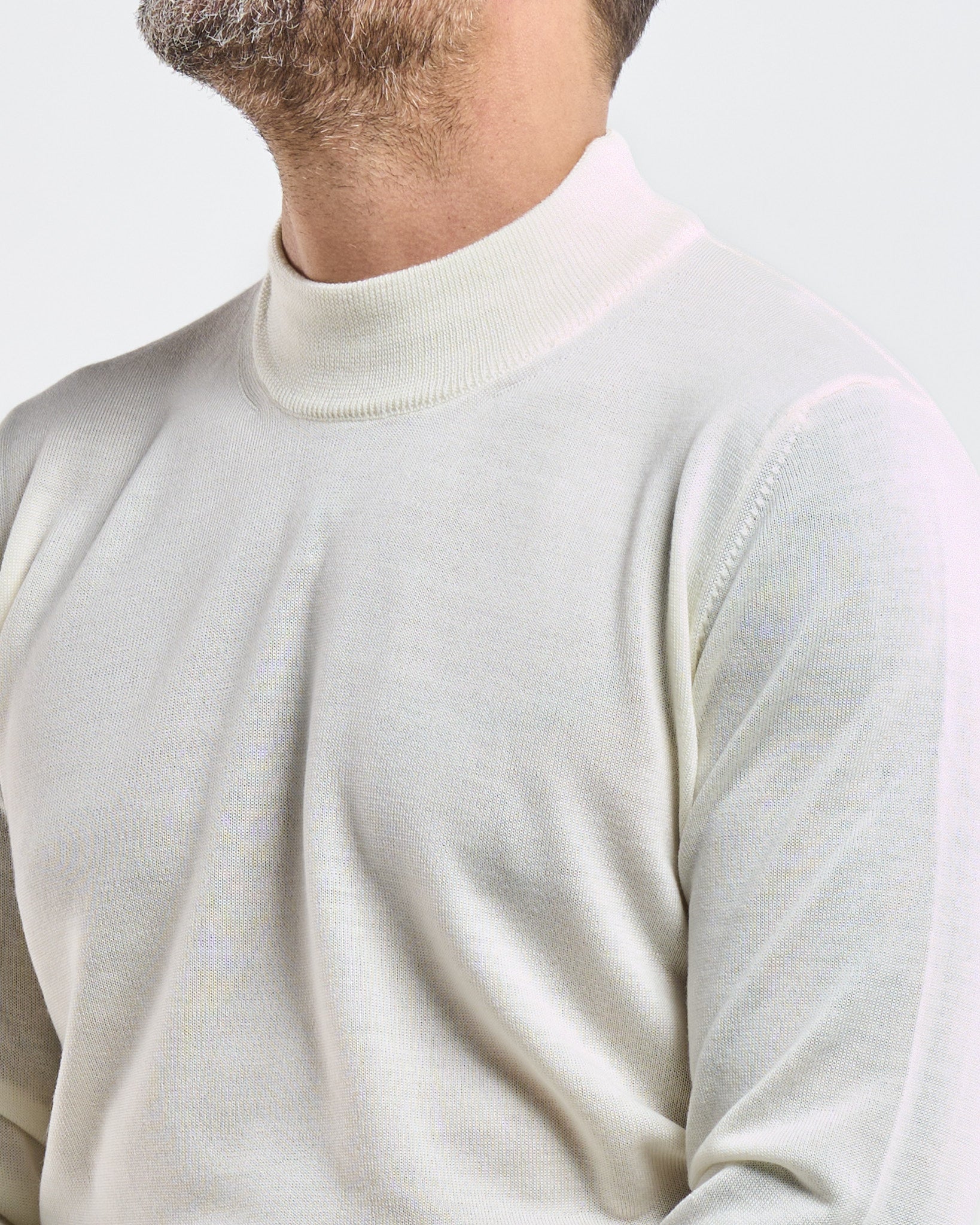 Mezzocollo in 100% Lana Merinos Panna