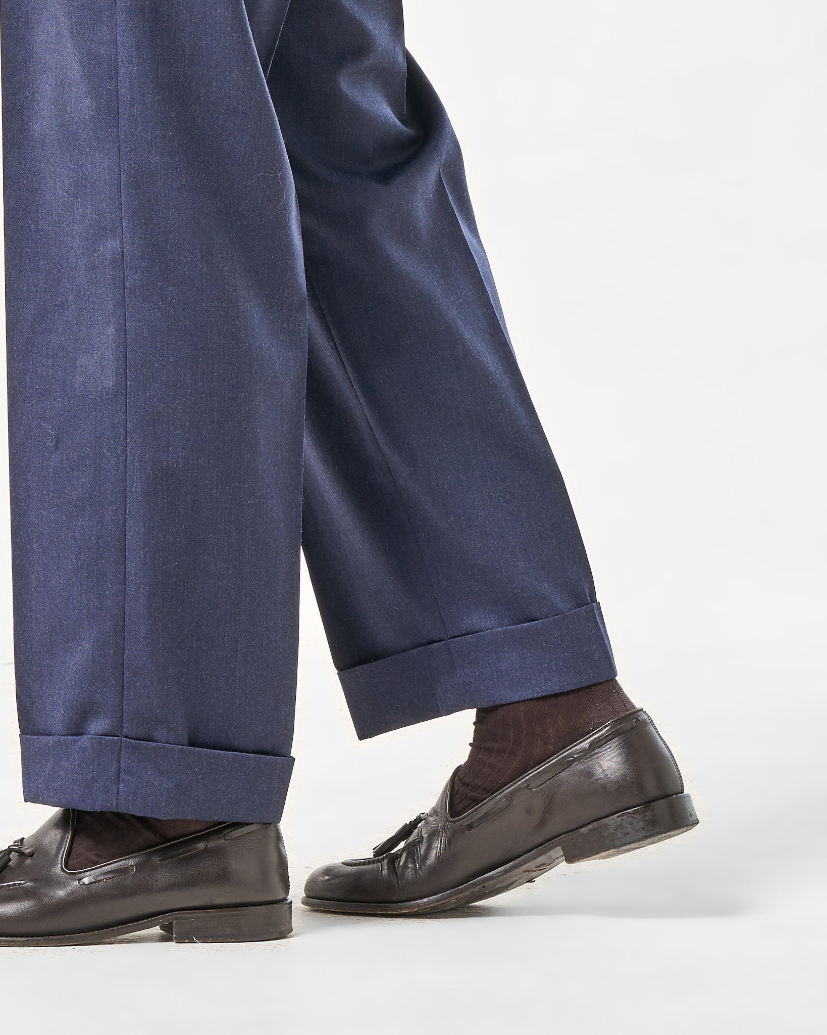 Pantalone Fondo Ampio e Fibbie Laterali in Lana Foulè Blu